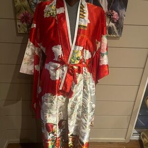 Elegant Red and White Kimono Robe
